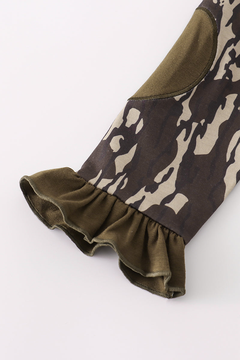 Camouflage print ruffle pants set