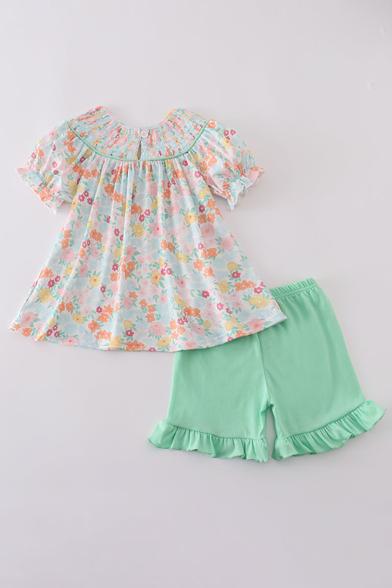 Green springtime bloom smocked girl set